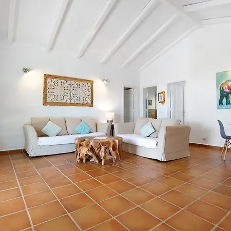 בית נופש Casa La Bubilla En